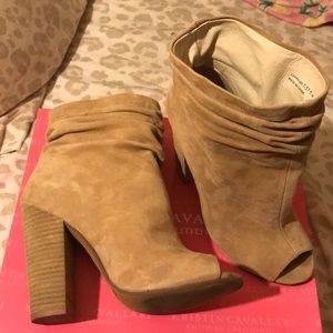 Chinese Laundry Laurel (7)